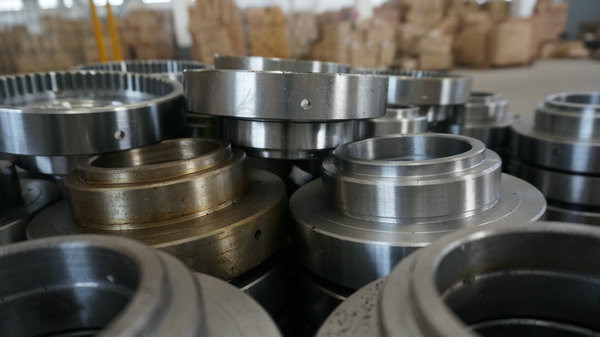 Pièces de usinage de commande numérique par ordinateur des CB DIN 35CrNiMo d'anneau non standard de bride pour les machines en mer