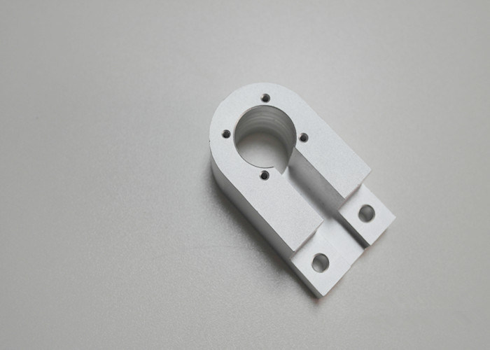 Processus de fraiseuse de commande numérique par ordinateur de haute précision, pièces en aluminium rapides de prototype